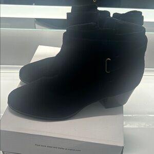 Giani Bernini Black Suede Ankle Boots